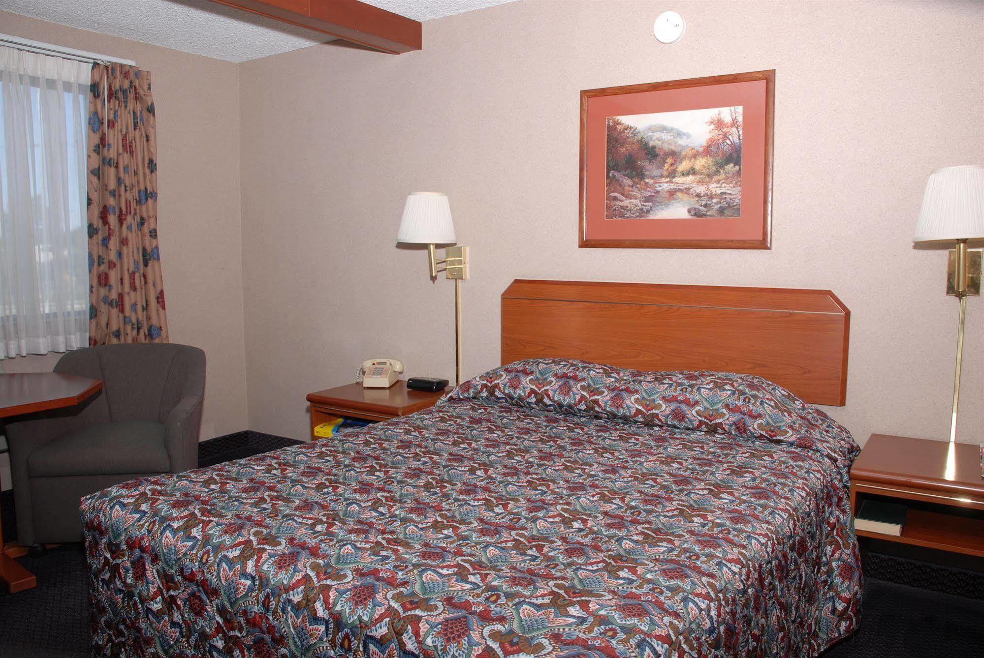 Redmond Inn Экстерьер фото