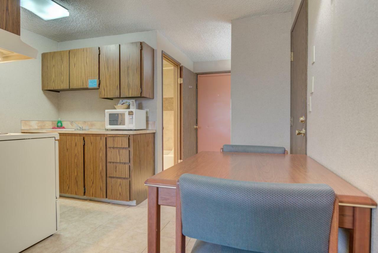 Redmond Inn Экстерьер фото
